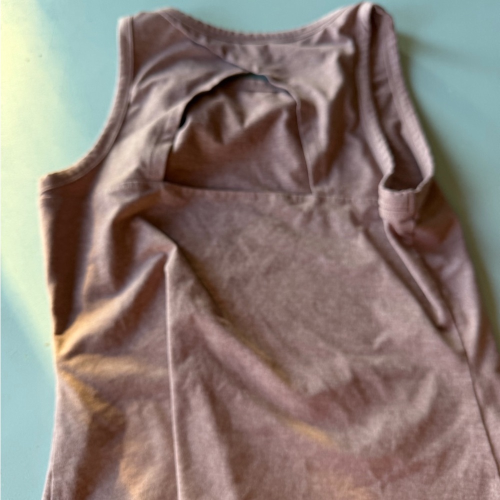 Women's Sleeveless Top in Mauve